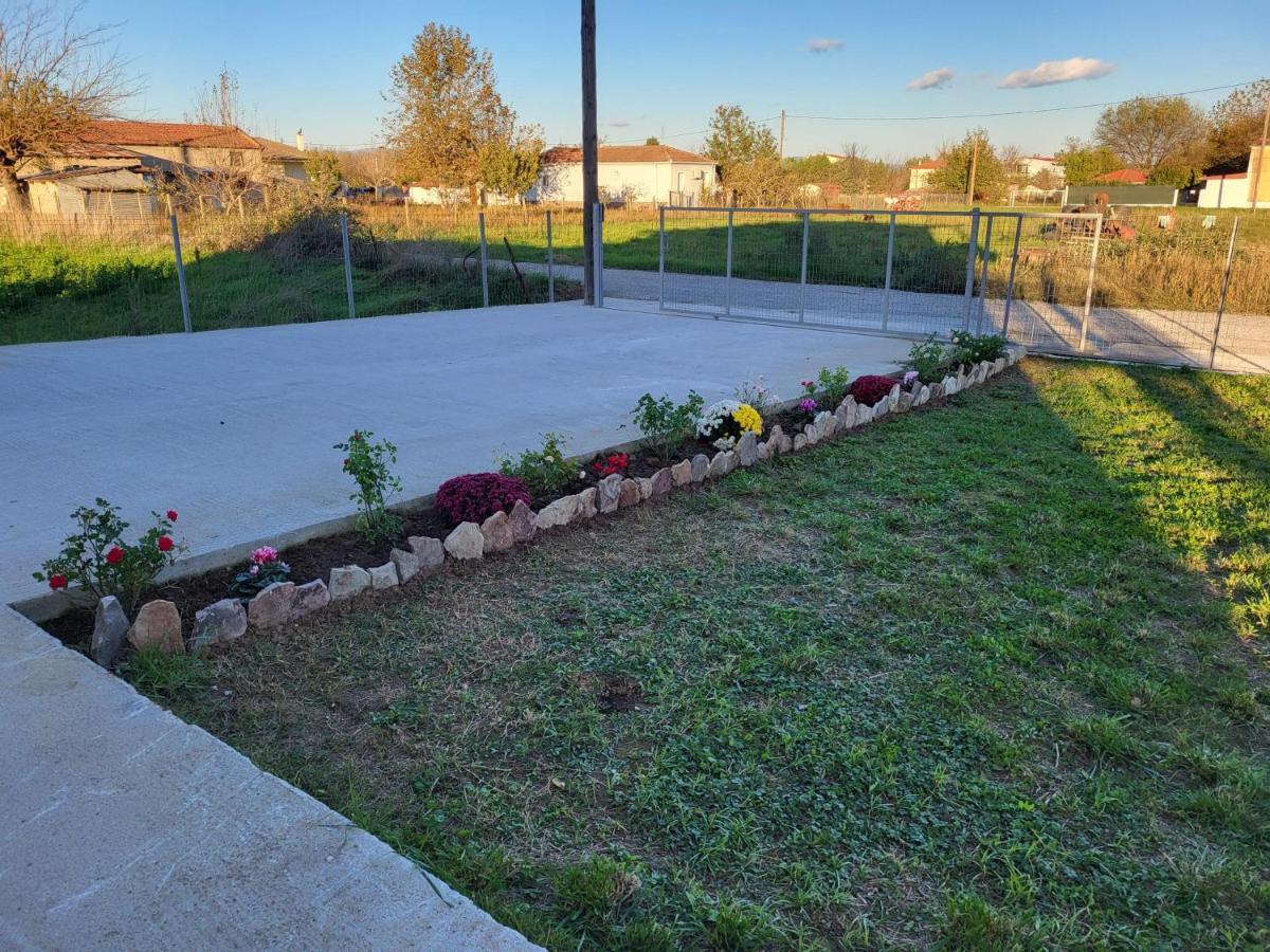 Countryside Apartments First Floor Tríkala Exterior foto